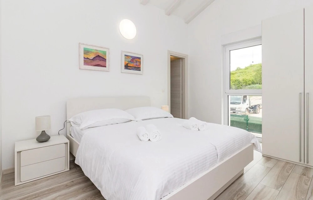 Awesome Home in Putini With Outdoor Swimming Pool, Wifi and 4 Bedrooms