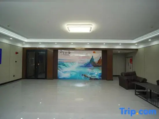 Light Hotel