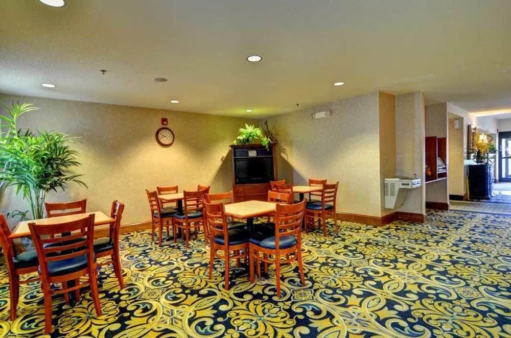 Inn at Clinton