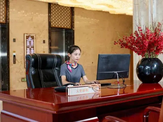 Huatong Hotel