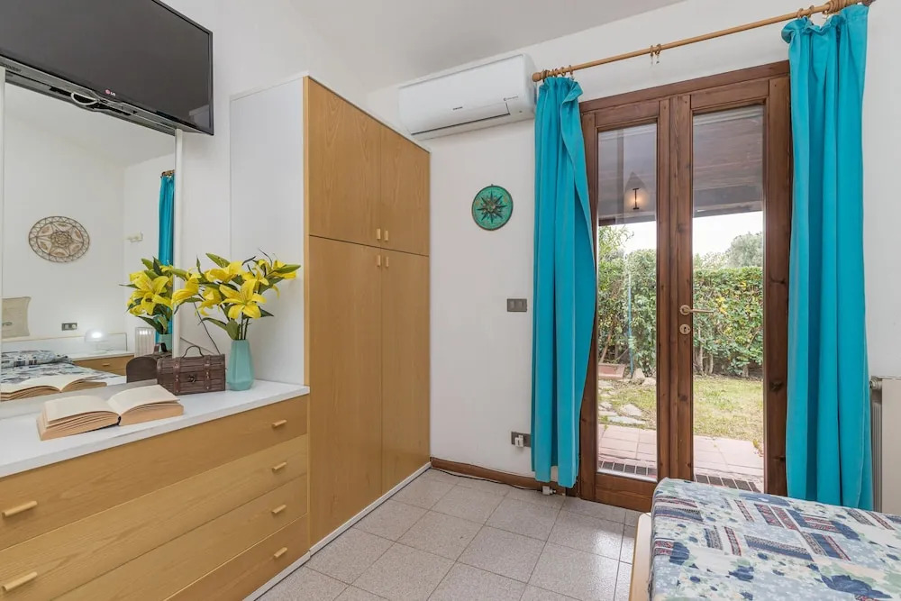 I Fari Apartments 600m From The Beach