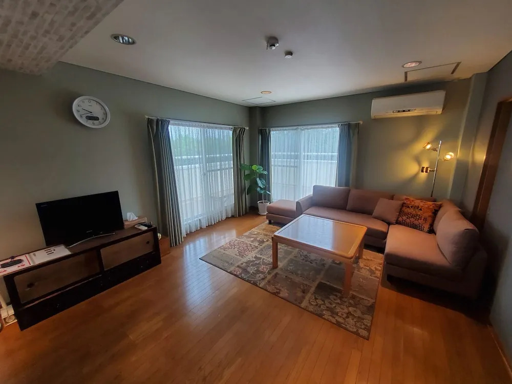 Banboo House