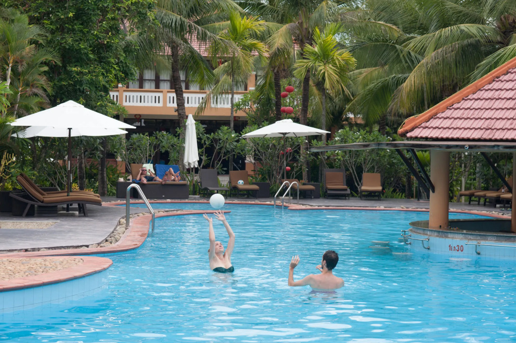 Vinh Hung Riverside Resort & Spa