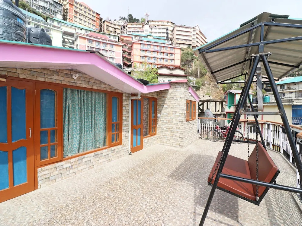 OYO 13408 Home 3BHK Hill View Devnagar