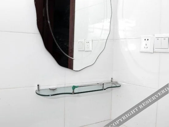 Wuxi Xianghui Hotel (Binhu Wanda Plaza Heqiankou Subway Station Branch)