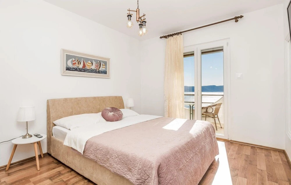 Awesome Home in Sveti Juraj With Wifi and 4 Bedrooms