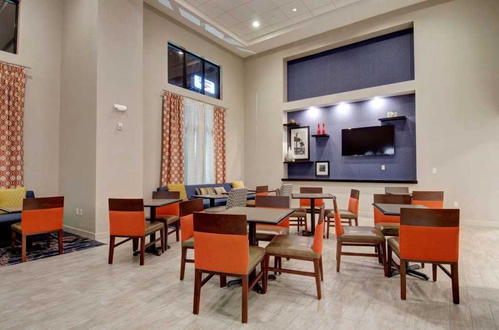 Hampton Inn & Suites Springfield Downtown
