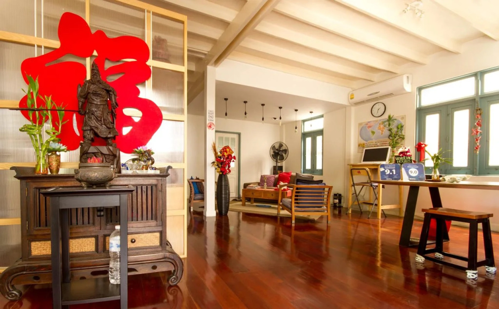FU House Hostel