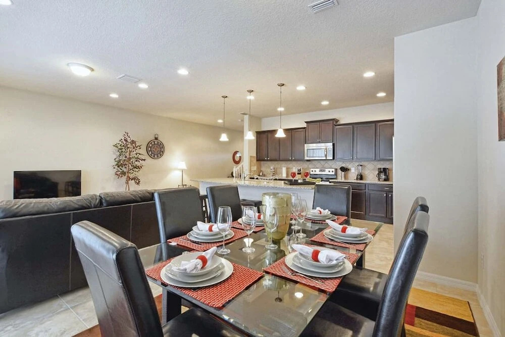 Windsor at Westside - 2022 Majorca Drive