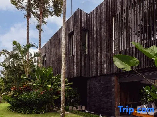 Ocean Palm 7BR - Pererenan, Bali