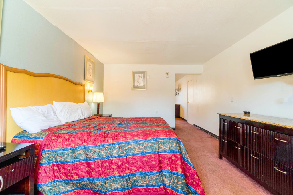 Castle Inn & Suites By OYO Chickasha