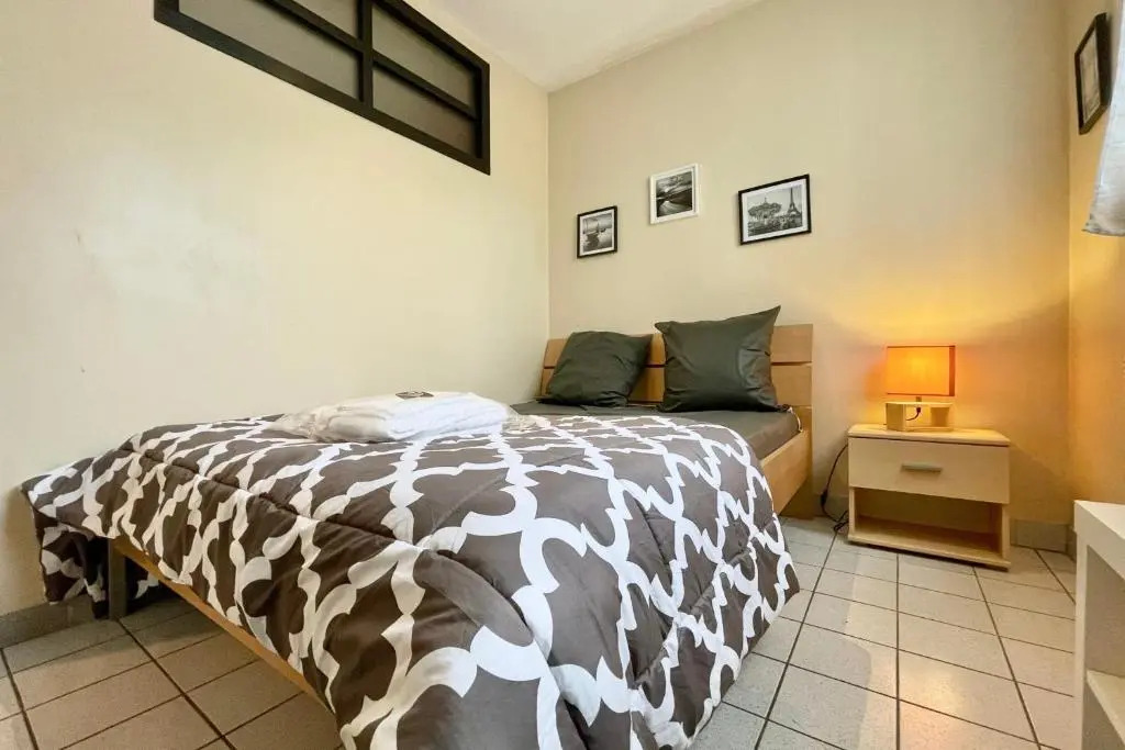 Apartment for 4 person 3min walk to GEMTramGare #C1