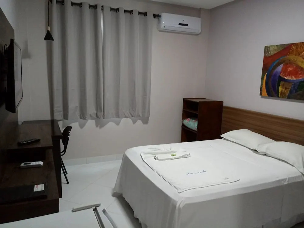 Hotel Jacarandá