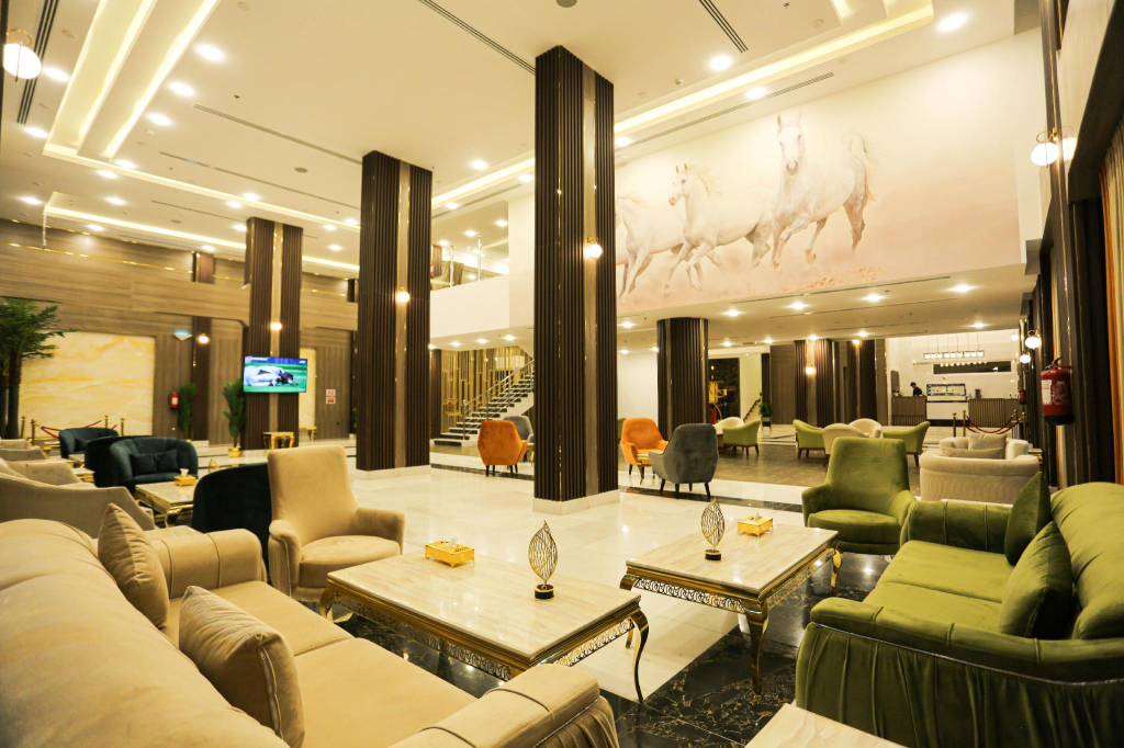 TULIP PLAZA - By Le Park Concord