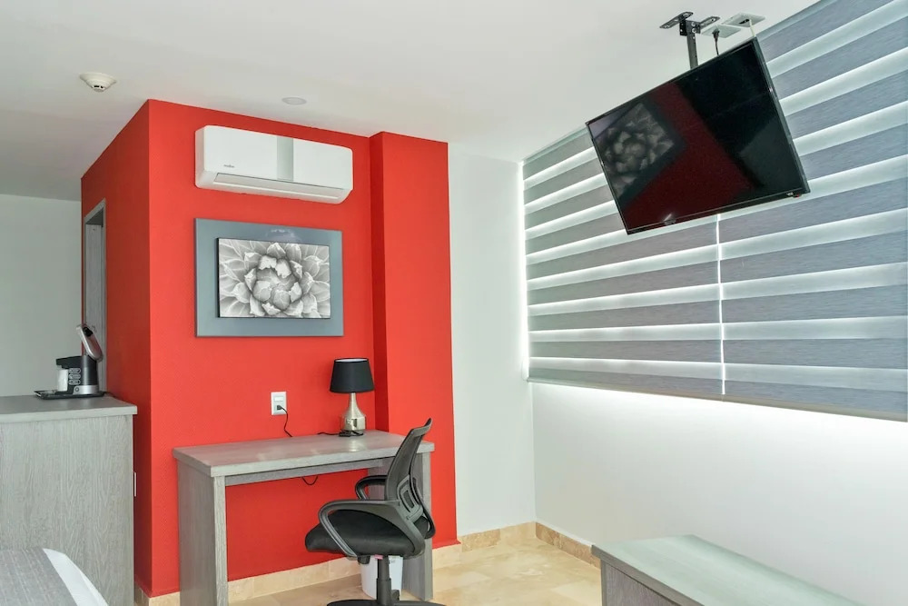 Hotel 5 Inn Plus