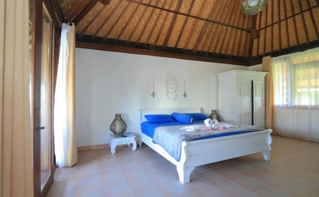 Black Pearl Hostel