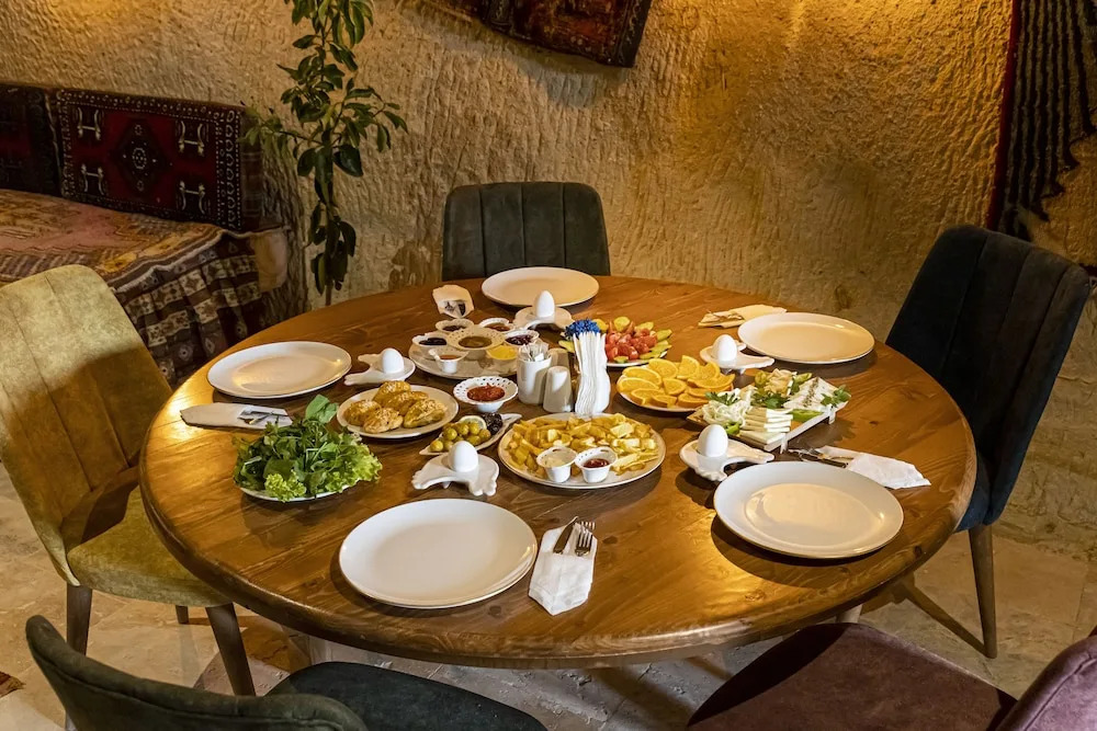 Feris Cave Suite Hotel