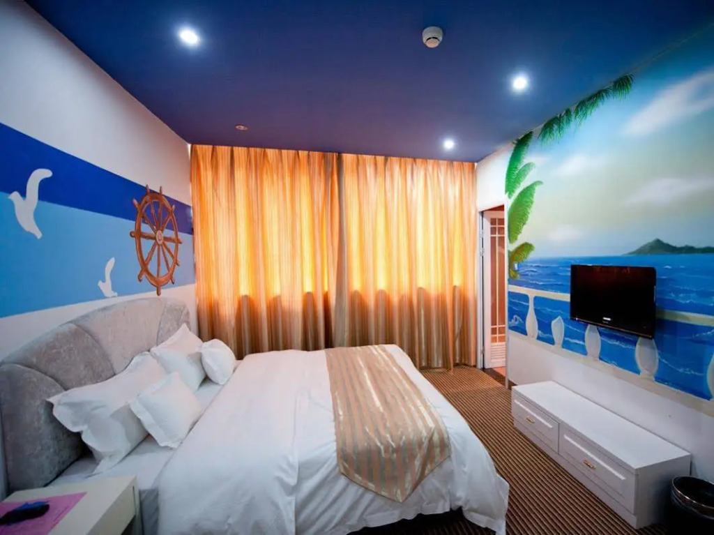 FEETEL Theme International Inn