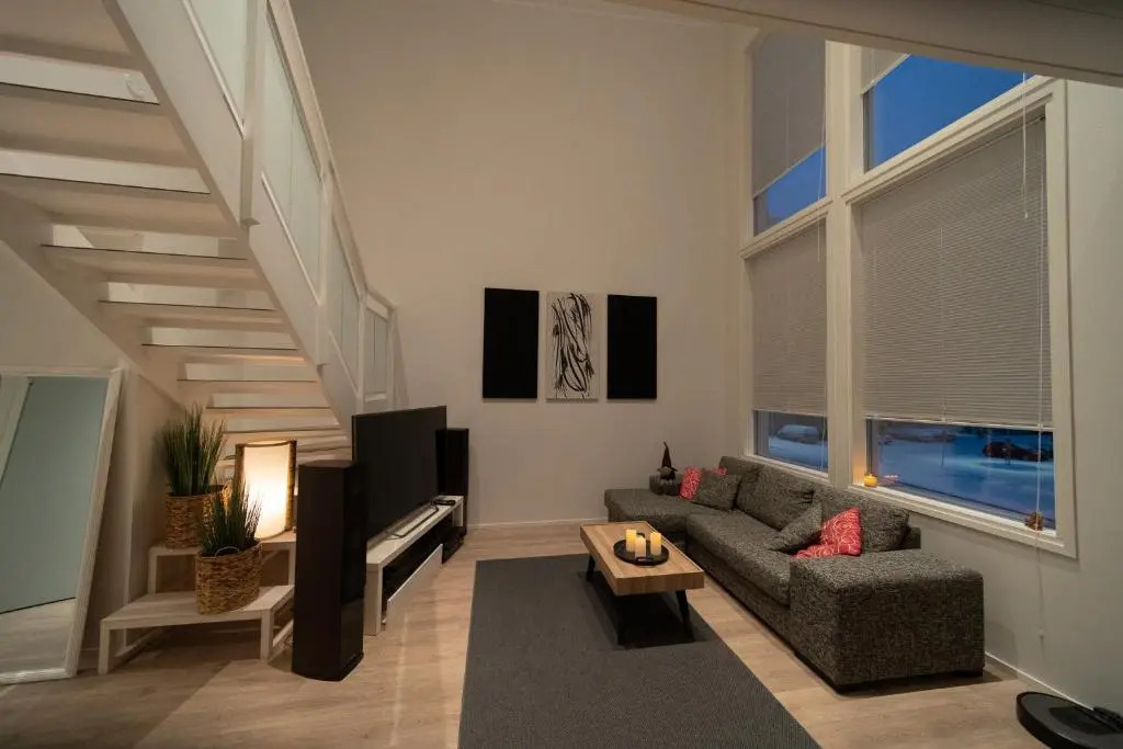 Cozy & Spacious Apartment