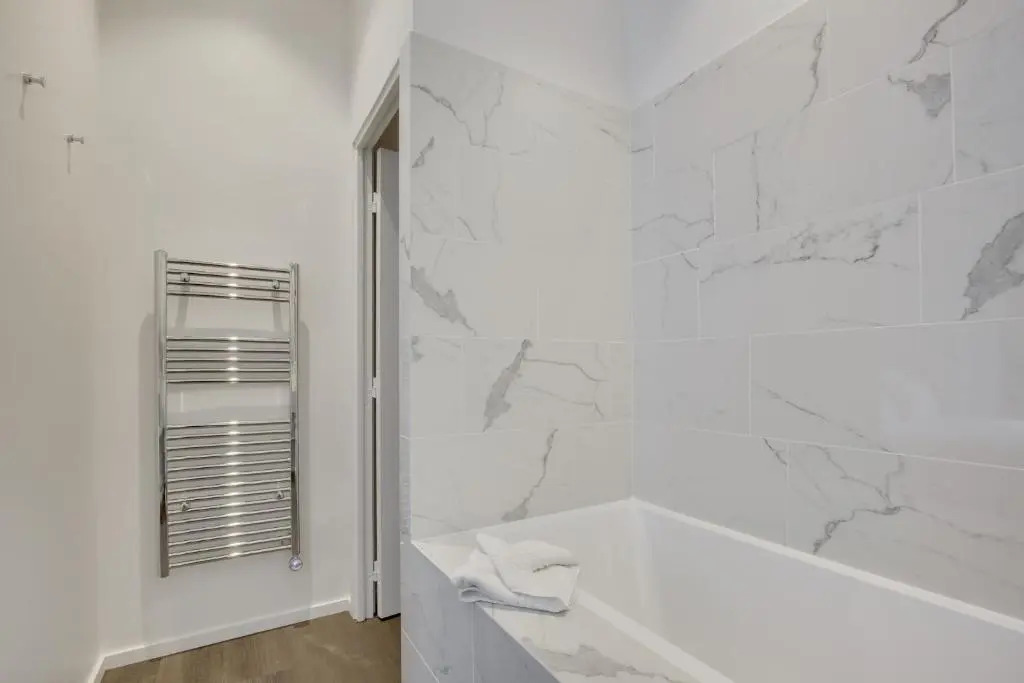 Modern Apt 3bdr/3bath - Louvre Museum/Tuileries