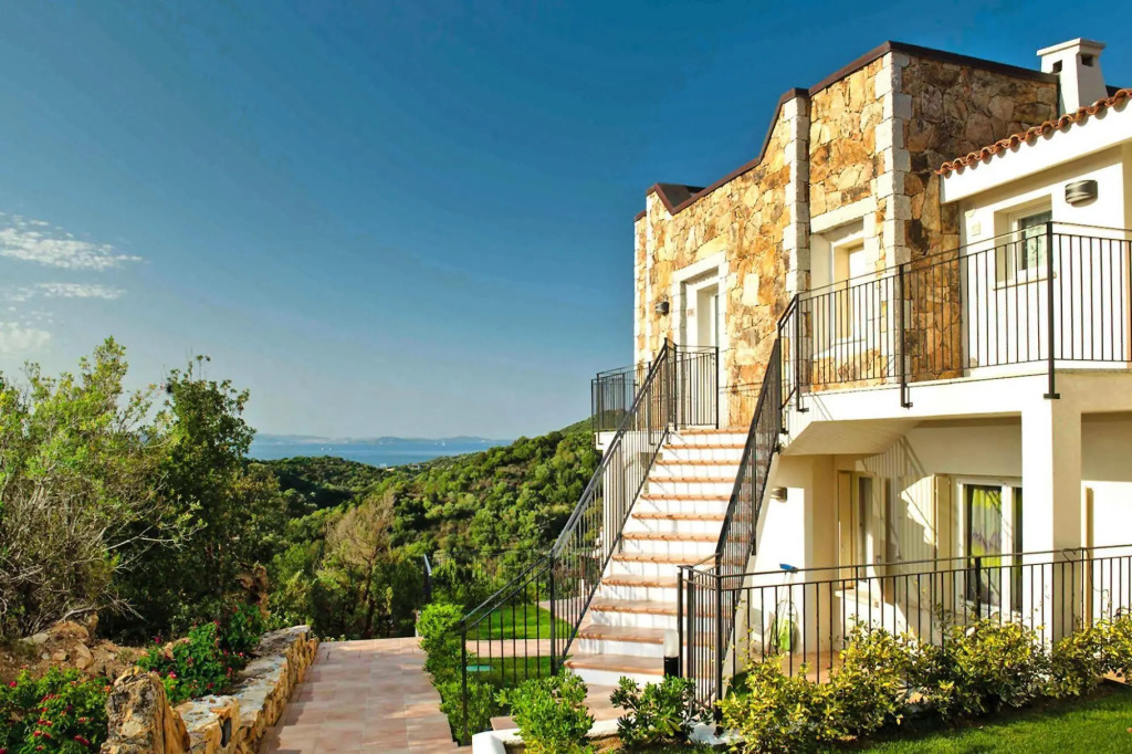 Apartment in Golfo Aranci with elevator