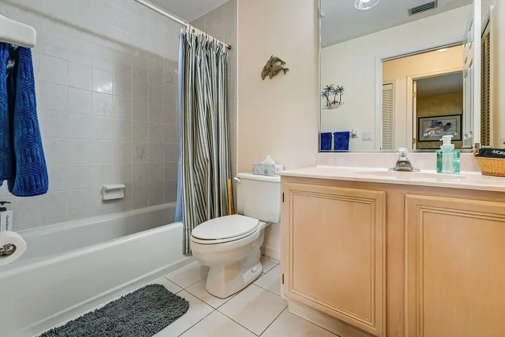 Waterfront Cape Coral Home: Views & Birdwatching