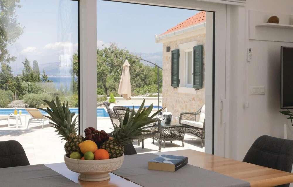 Luxurious Home In Supetar