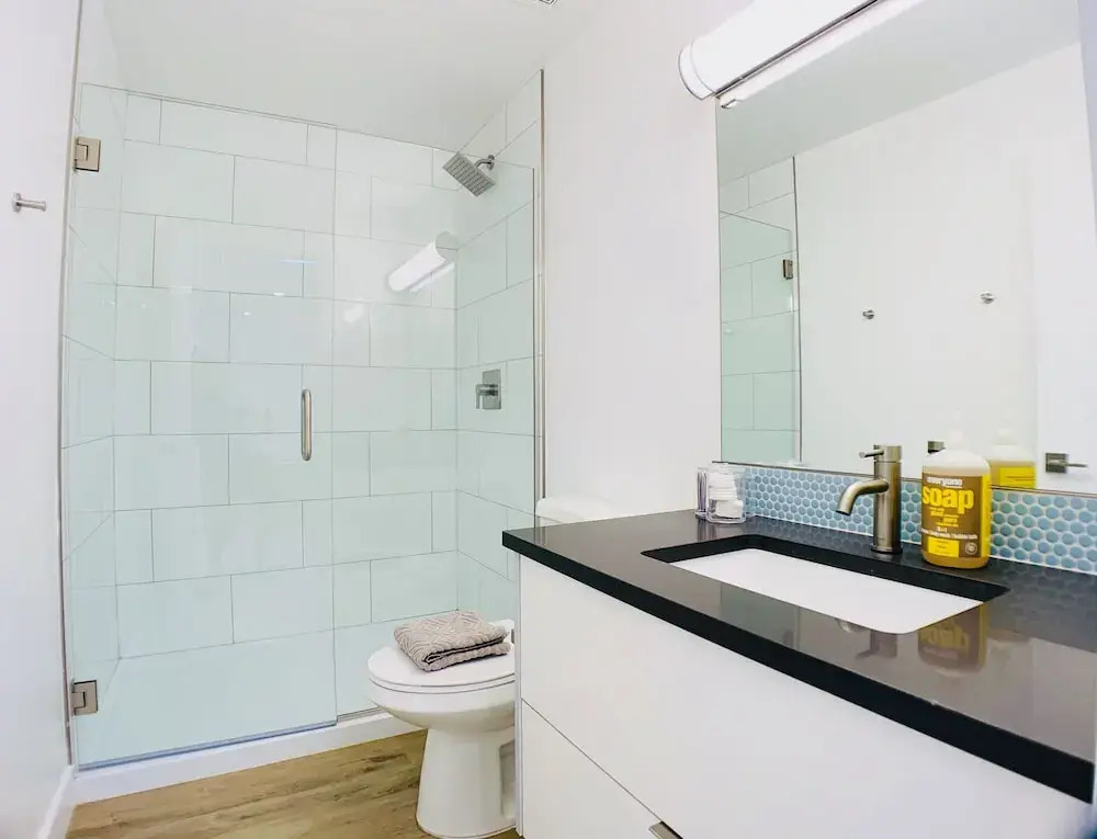Primo Old Town Location with Heated Pool