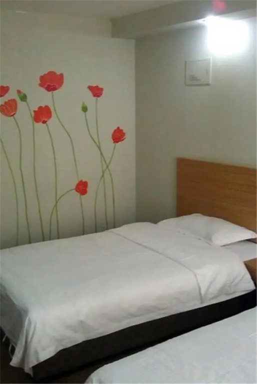 Bazaar Fashion Hotel