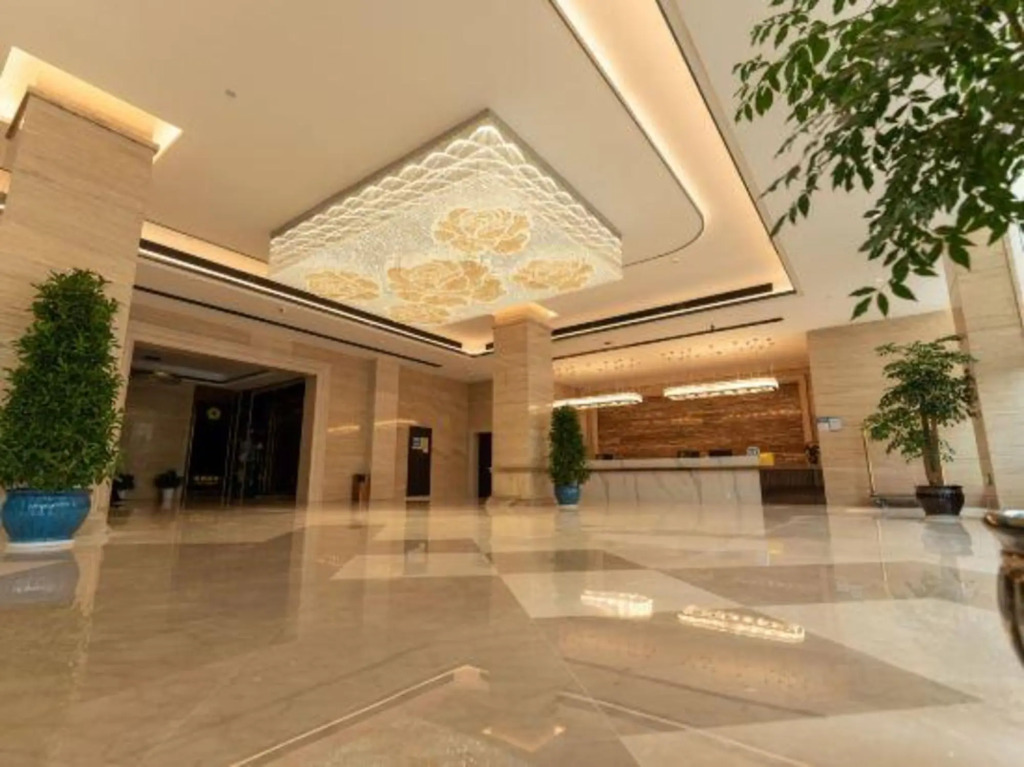 Cotton Rose Hotel