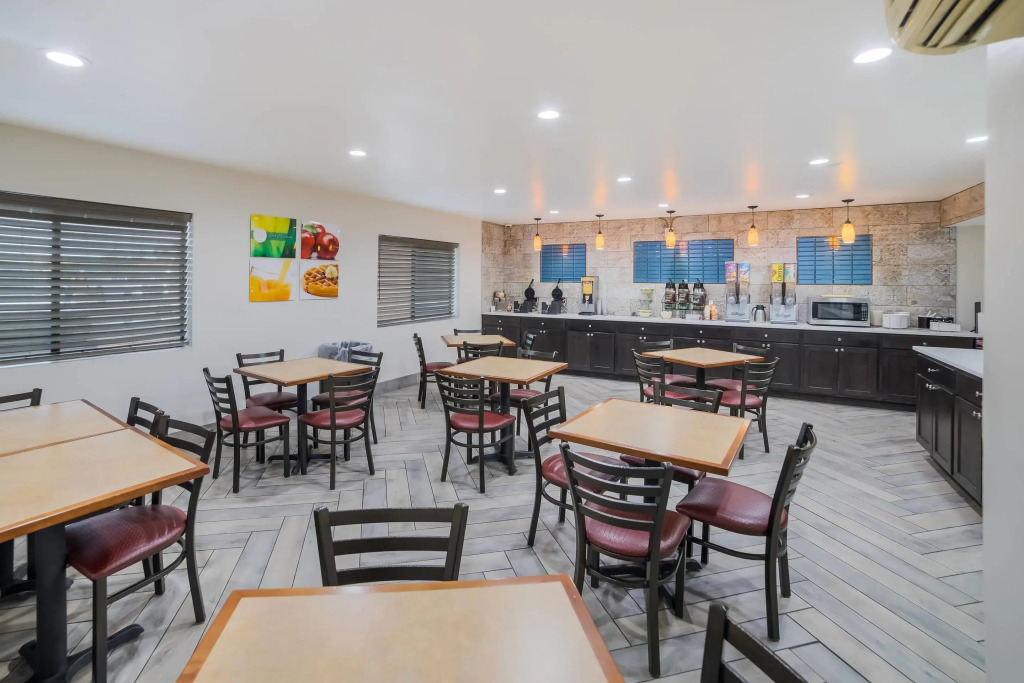 Quality Inn & Suites Goodyear - Phoenix West