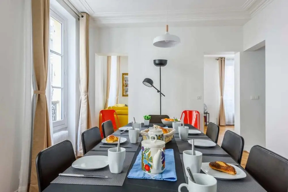 Luxury 4-bdr Apartment Near Saint-germain-des-prés
