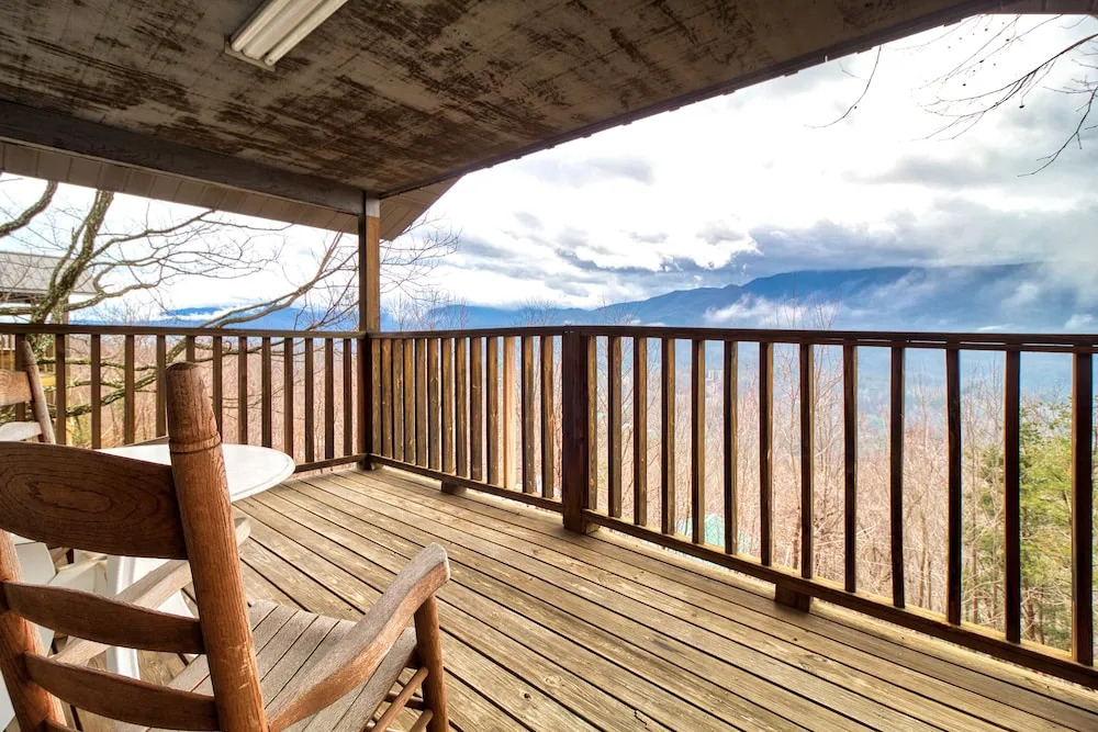 Leconte View 2 by Jackson Mountain Rentals