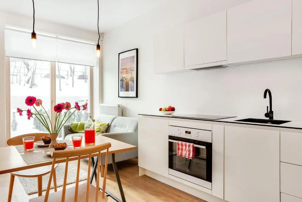#stayhere - Modern Designer 1BDR Apartment in Artistic District