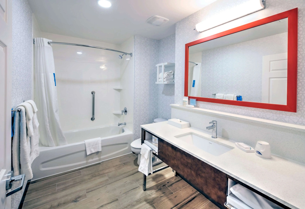 Hampton Inn by Hilton Ottawa Airport
