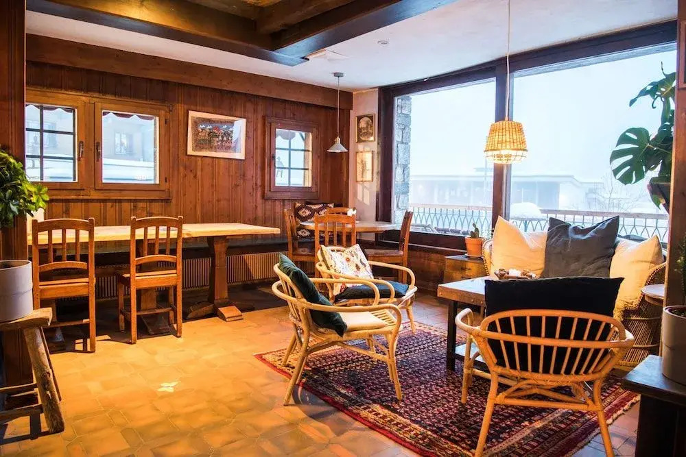 Shed HOTEL