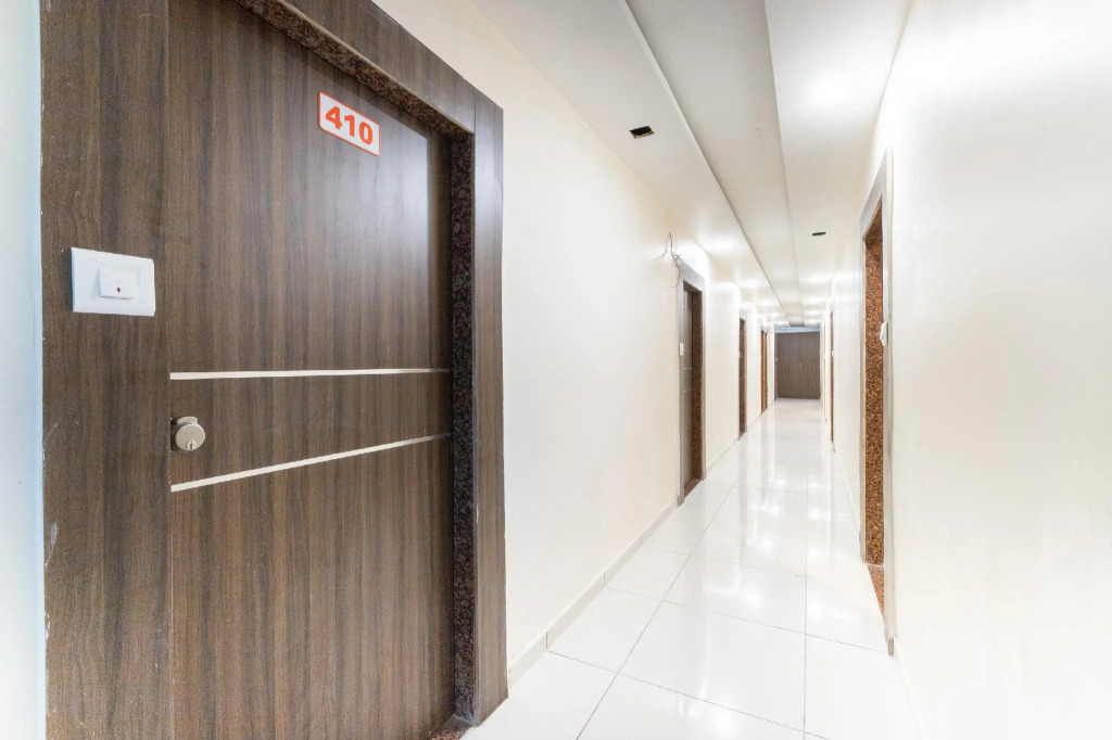 SPOT ON 48857 Hotel  Neelkamal 2