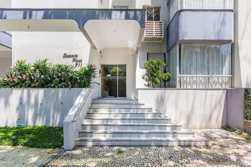House w/ Gourmet Area, Just 10min From the sea OSH