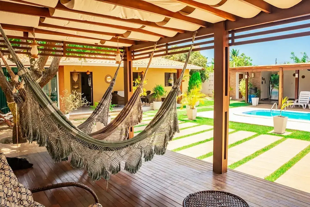 Casa em cond fechado em Barra de Santo Antonio AL