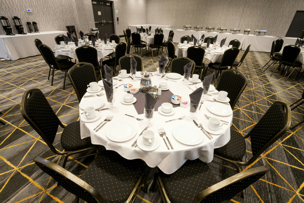 Holiday Inn Hotel & Suites - Mount Pleasant by IHG