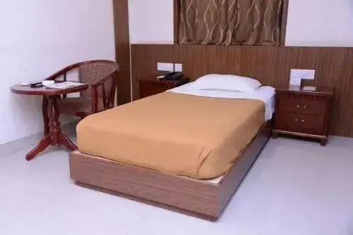 Hotel Aarti International