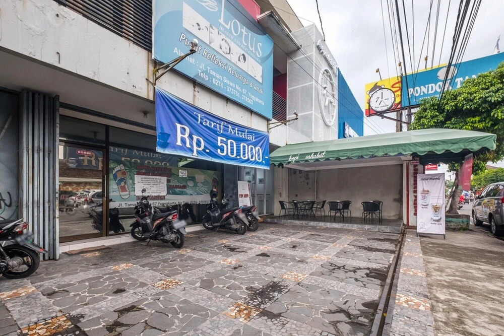 Pondok Tamsis by Reddoorz