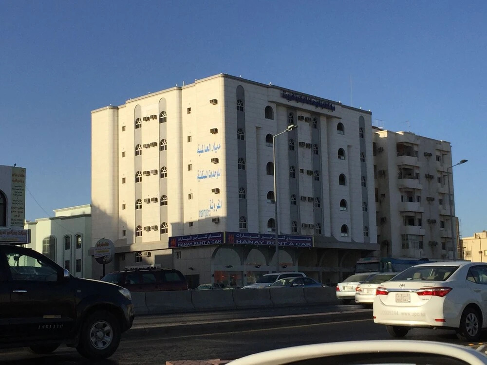 Mayar Al Alamia Furnished Apartments