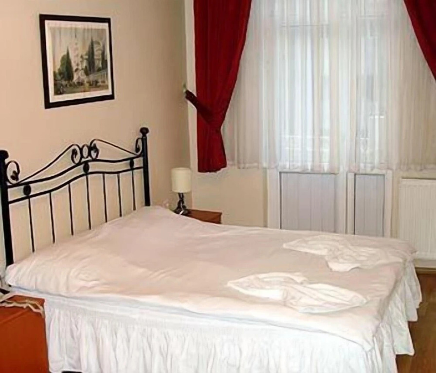 Aquarium Hotel