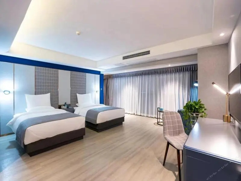 LanOu Hotel Guiyang High-Speed Railway North Station