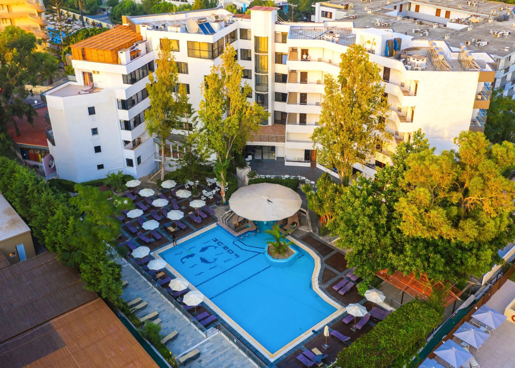 The Residence - Adults Only