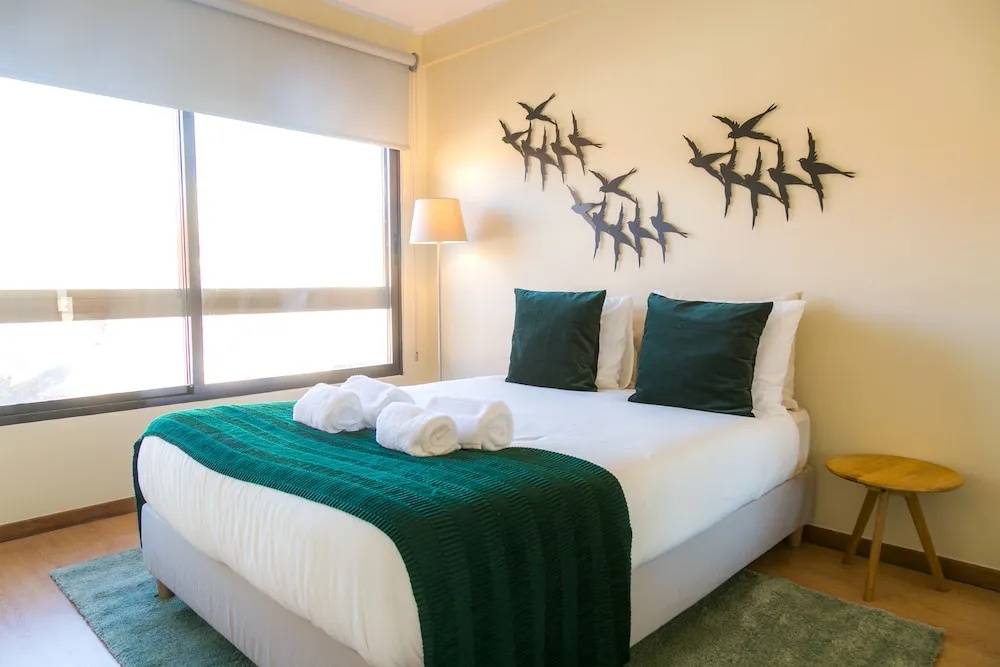 Liiiving In Porto – Boavista Sunny Apartment