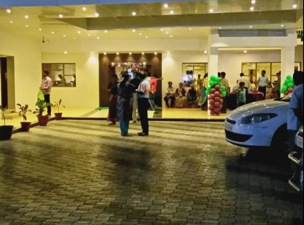 Arcot Woodlands Hotel