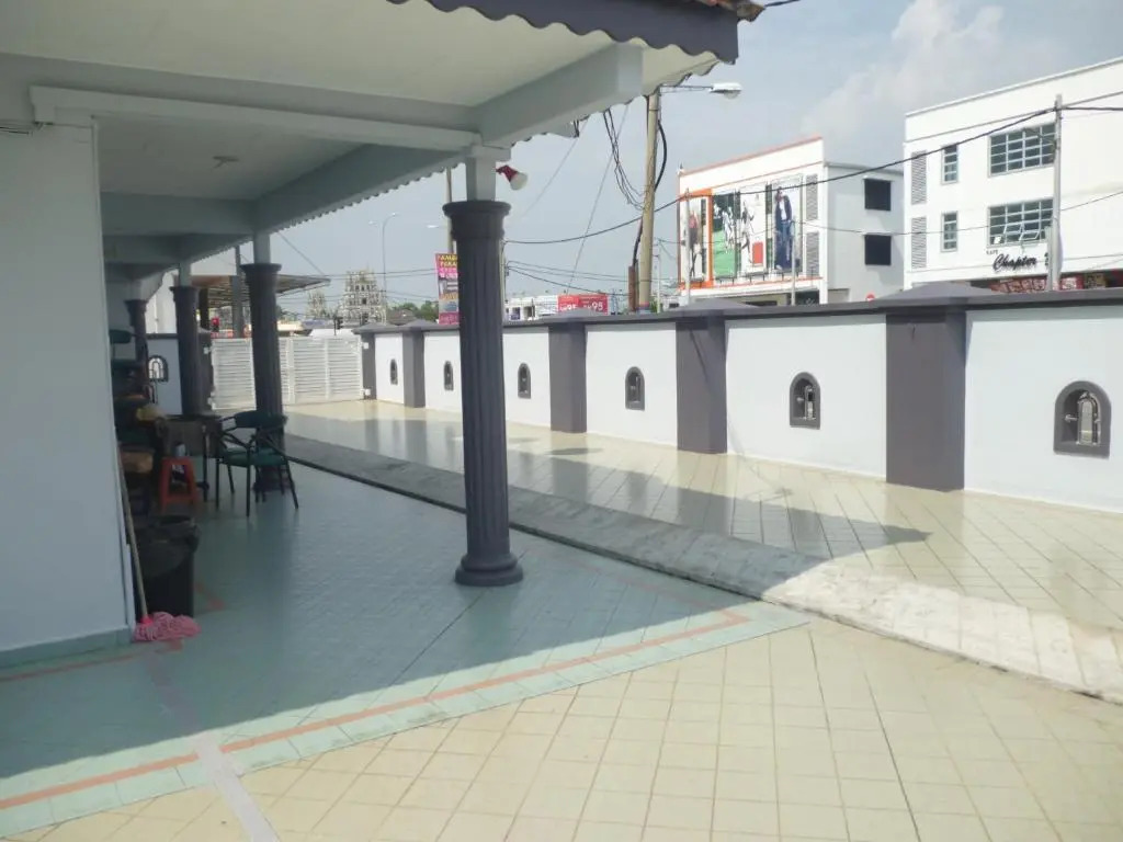 G Six Hotel