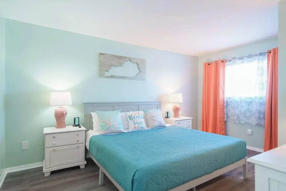 Turtle Love Resort Amenities & Ocean Views!